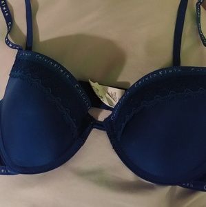 Woman's bra